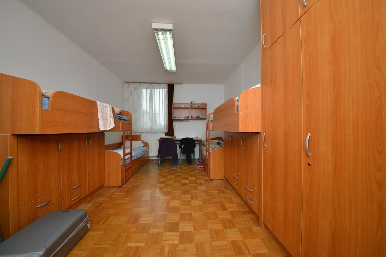 Dijaski Dom Bezigrad Ljubljana Hostel Dış mekan fotoğraf