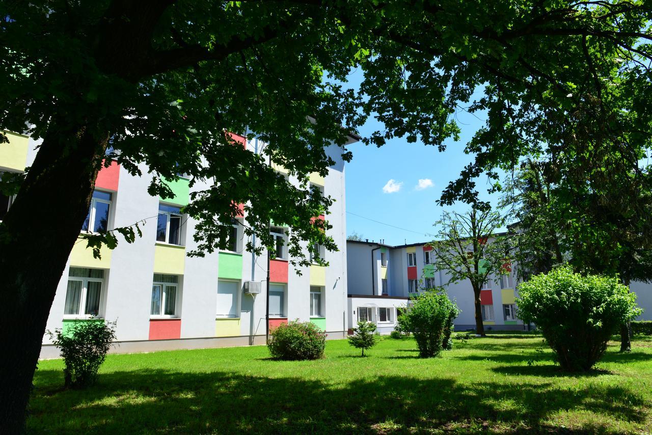 Dijaski Dom Bezigrad Ljubljana Hostel Dış mekan fotoğraf